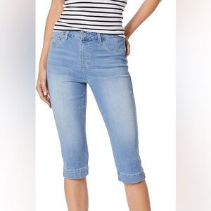 Laurie Felt Light Blue Cropped Jeans